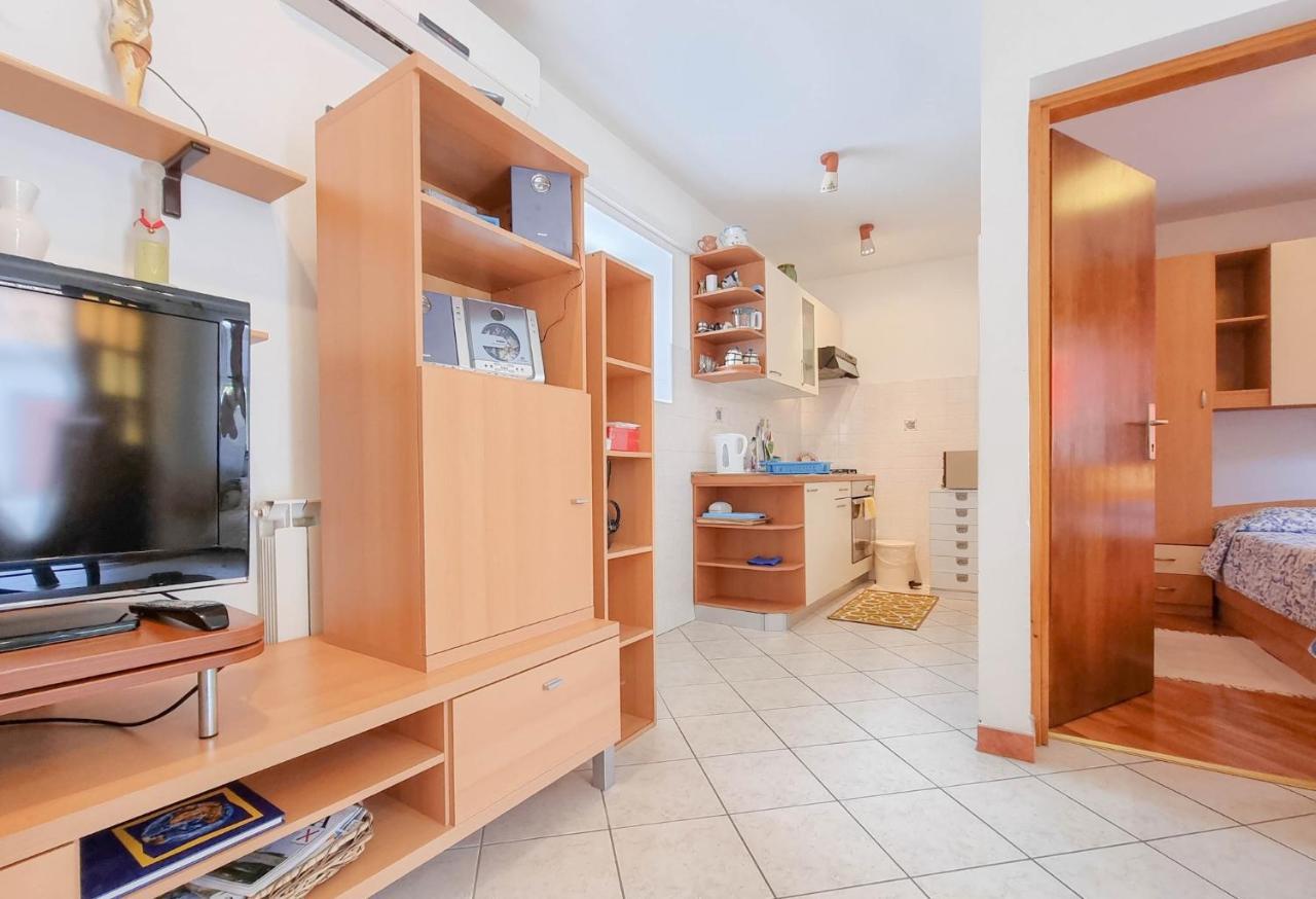 Valentino Apartment Novigrad  Exterior photo